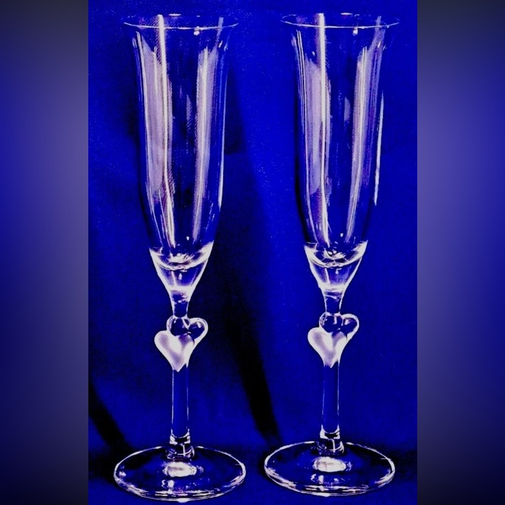 2 Stölzle Lausitz Champagne Flutes With Heart Stems wedding